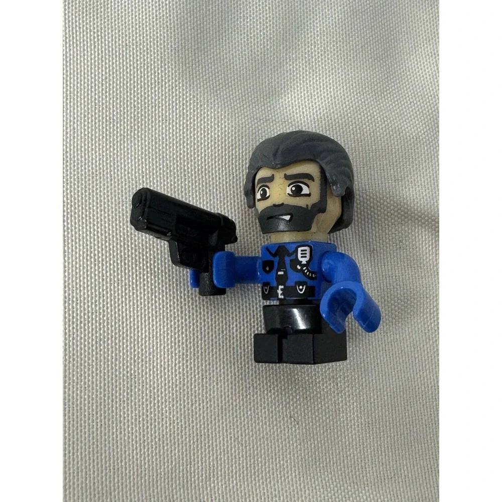 LEGO & Mega Construx Minifigure Lot with Accessories Weapons Extras